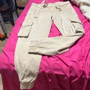 SER.O.YA Cream Cargo Pants